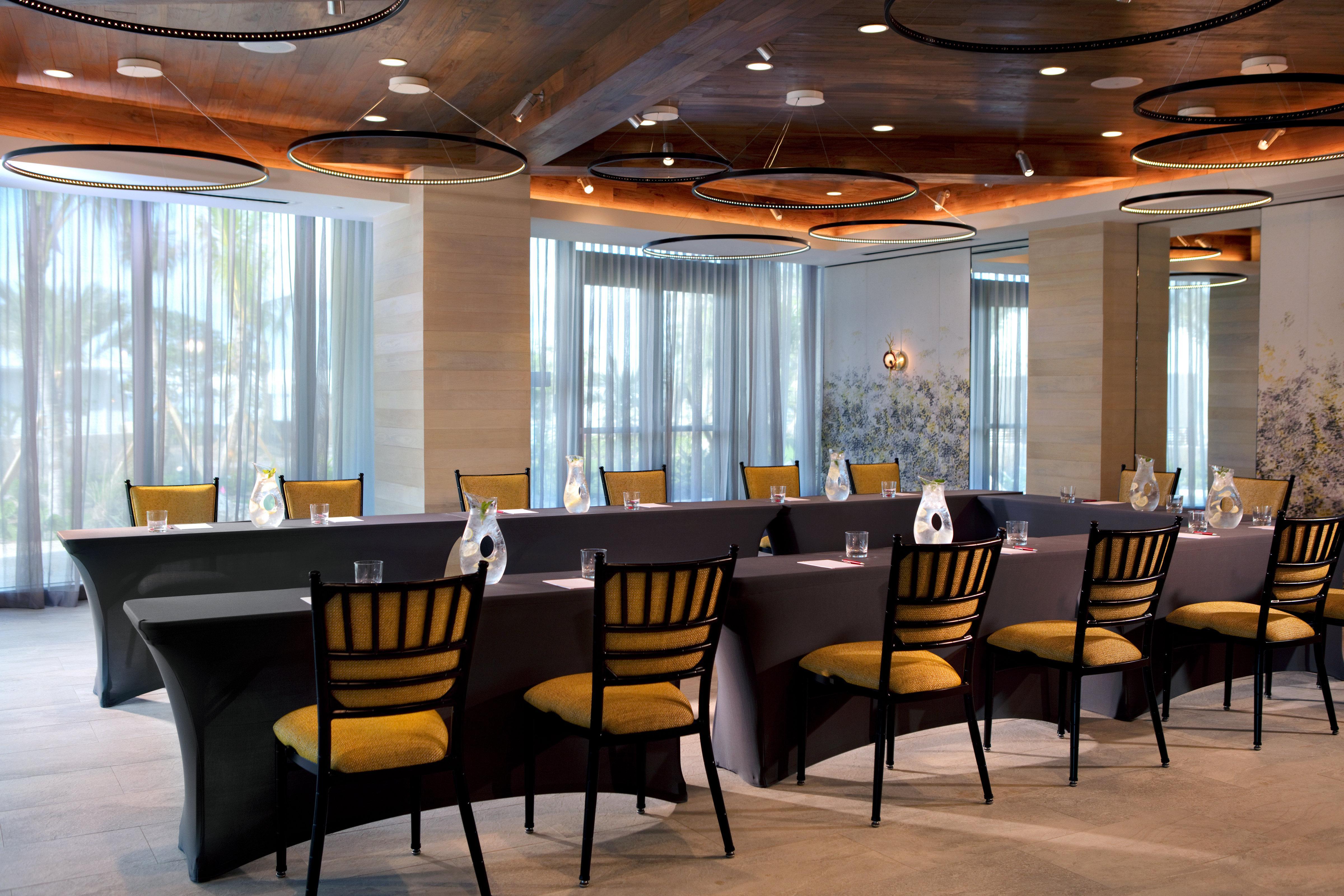 Kimpton Seafire Resort + Spa West Bay Extérieur photo