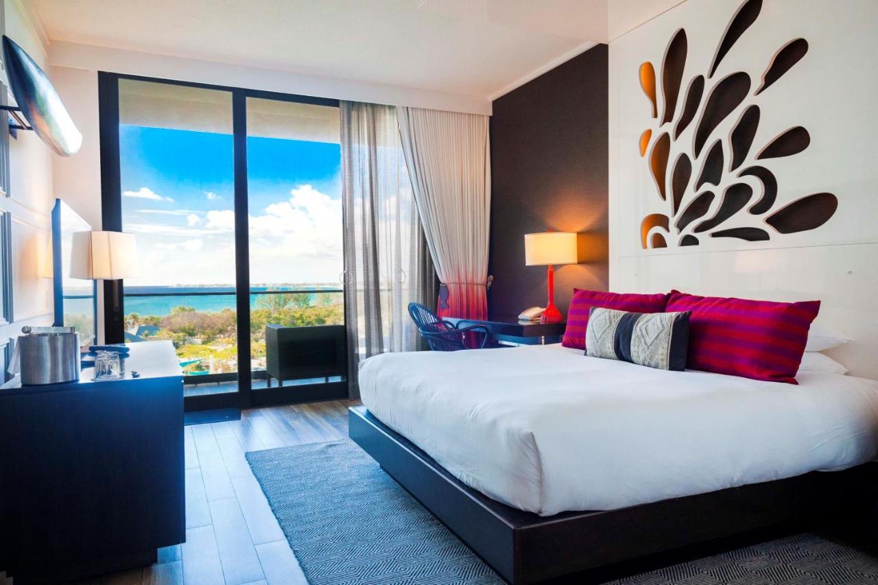 Kimpton Seafire Resort + Spa West Bay Extérieur photo