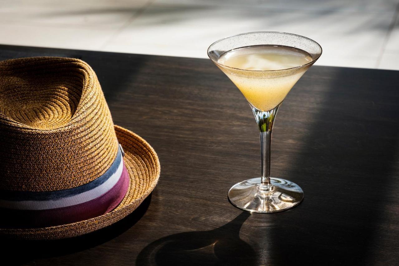 Kimpton Seafire Resort + Spa West Bay Extérieur photo